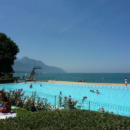 Swiss Riviera La Plage